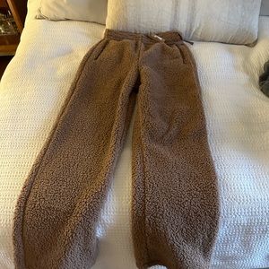 SKIMS - teddy track pant - tigers eye